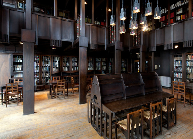 charles_rennie_mackintosh_s_beautiful_library_at_the_glasgow_school_of_art_shows_the_scottish_architect_and_designer_s_particular_take_on_art_nouveaumod2mod.jpg