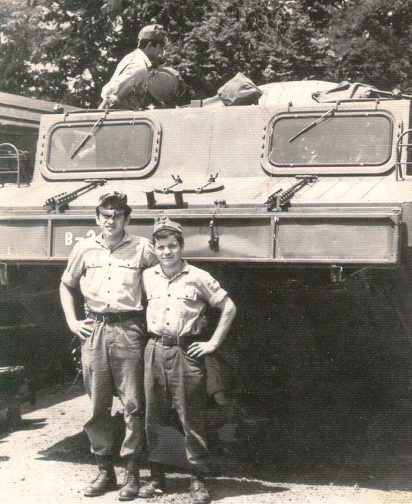 1975_p_t_sz_lanctalpas_uszo_feth_istvan.jpg