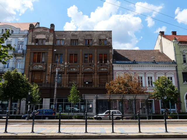 Kiállítás Debrecen élettani épület