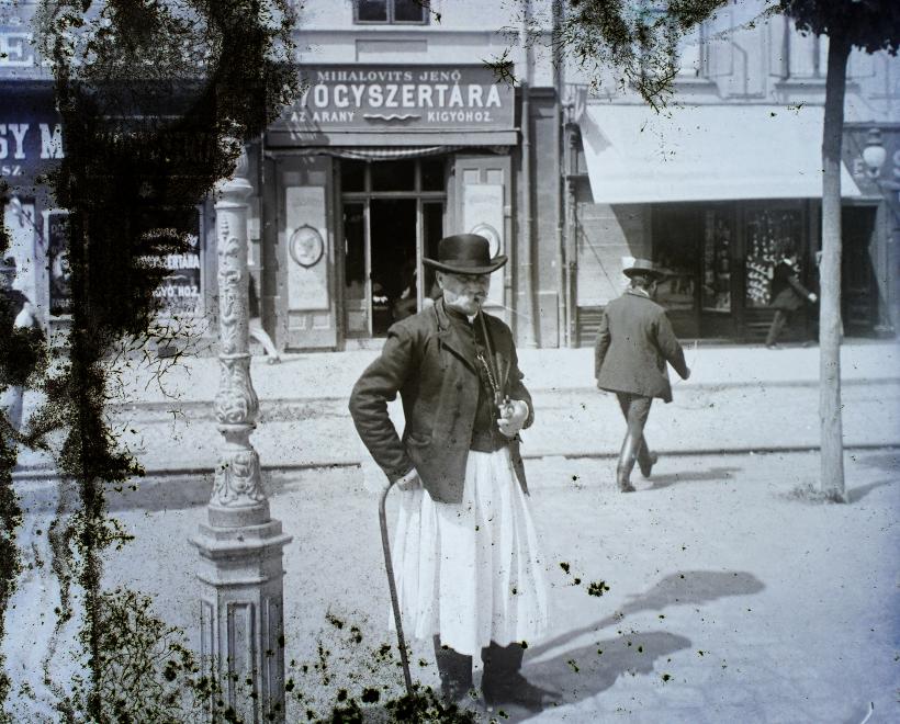 1908_magyar_foldrajzi_muzeum_erdelyi_mor_cege_piac_utca.jpg