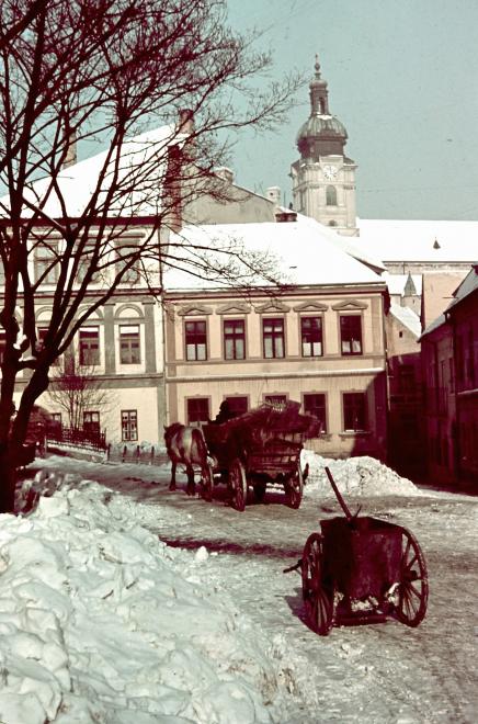 1940_magyarorszag_gyor_becsi_kapu_ter_a_kaptalandomb_fele_nezve_konok_tamas_id.jpg