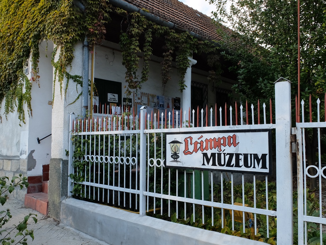 lampamuzeum1.jpg