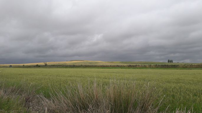 El camino, Francia Út, sűrű, sötét felhők