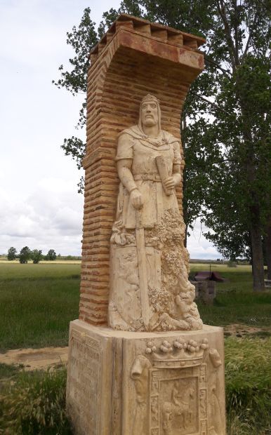 El camino, Francia Út, Centro Geografico del Camino - az út földrajzi középpontja, és a másik oszlop