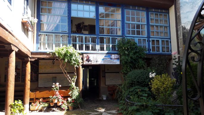 El camino, Francia Út, Hospital de Órbigo, az Albergue Parroquial belső udvara