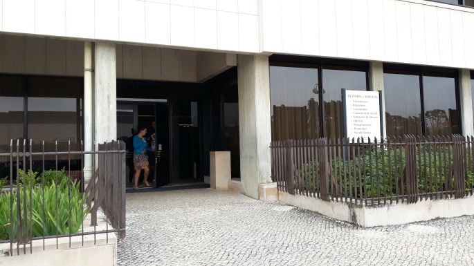 Portugál camino, Fátima, a pecsételős épület