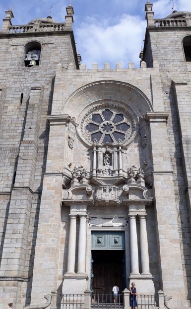Portugál camino, Porto, Sé katedrális