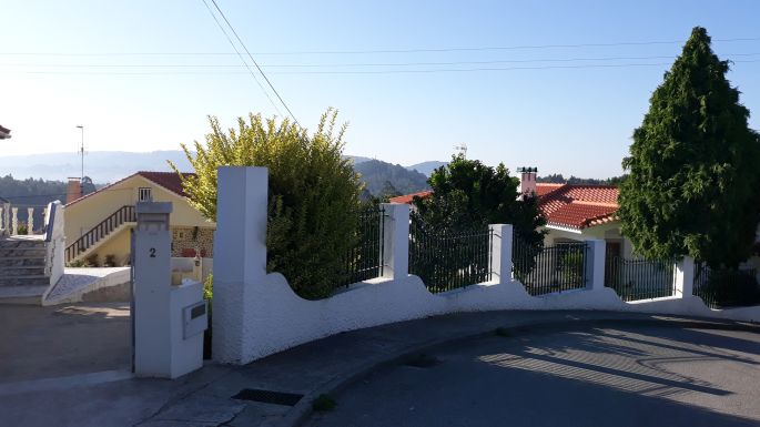 Portugál Camino Costa, rendezett házak
