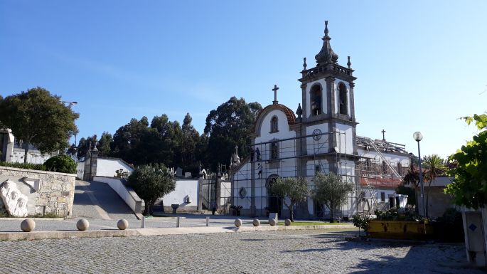 Portugál Camino Costa, templom renoválás alatt