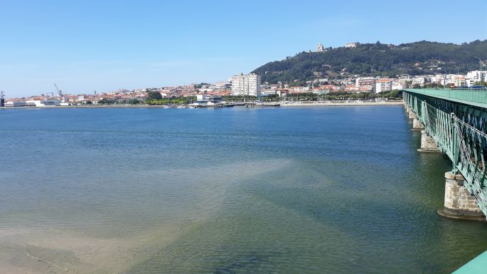 Portugál Camino Costa, folyó Viana do Castelo városánál