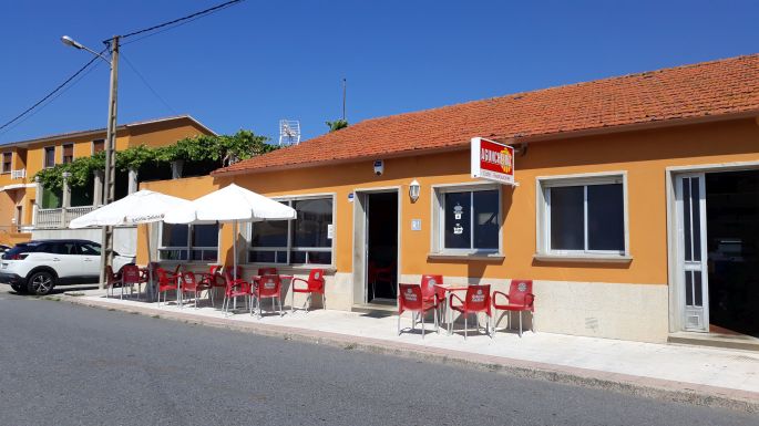 Portugál Camino Costa, Porto Mougás, bár