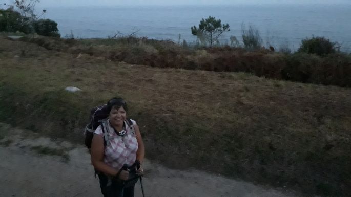 Portugál Camino Costa óceánpart és Erika, aki örül