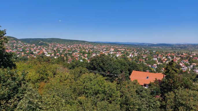 Balaton túra, Balatonalmádi, kilátás az Óvári messzelátóról