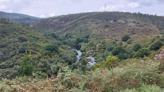 Camino Muxía, kilátás a Río Xallasra