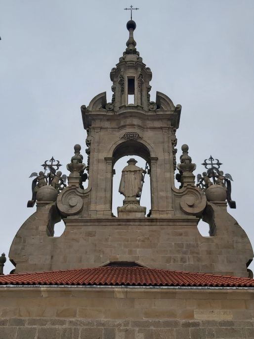 Santiago de Compostela, a katedrális tornya a tetőről fotózva