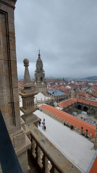 Santiago de Compostela, a katedrális tetején
