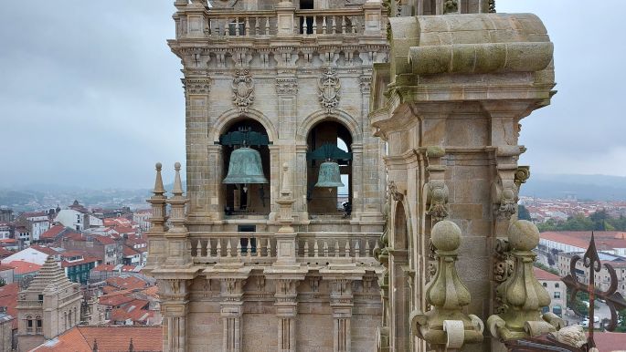 Santiago de Compostela, a katedrális tornya közvetlen közelről