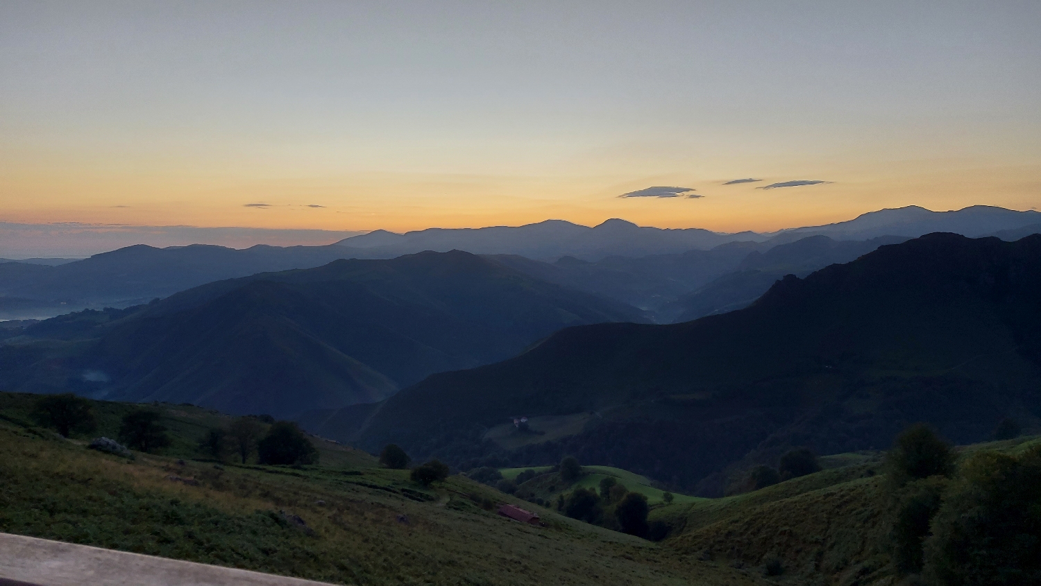 El Camino, Francia út, majdnem napfelkelte az Albergue Orisson teraszáról