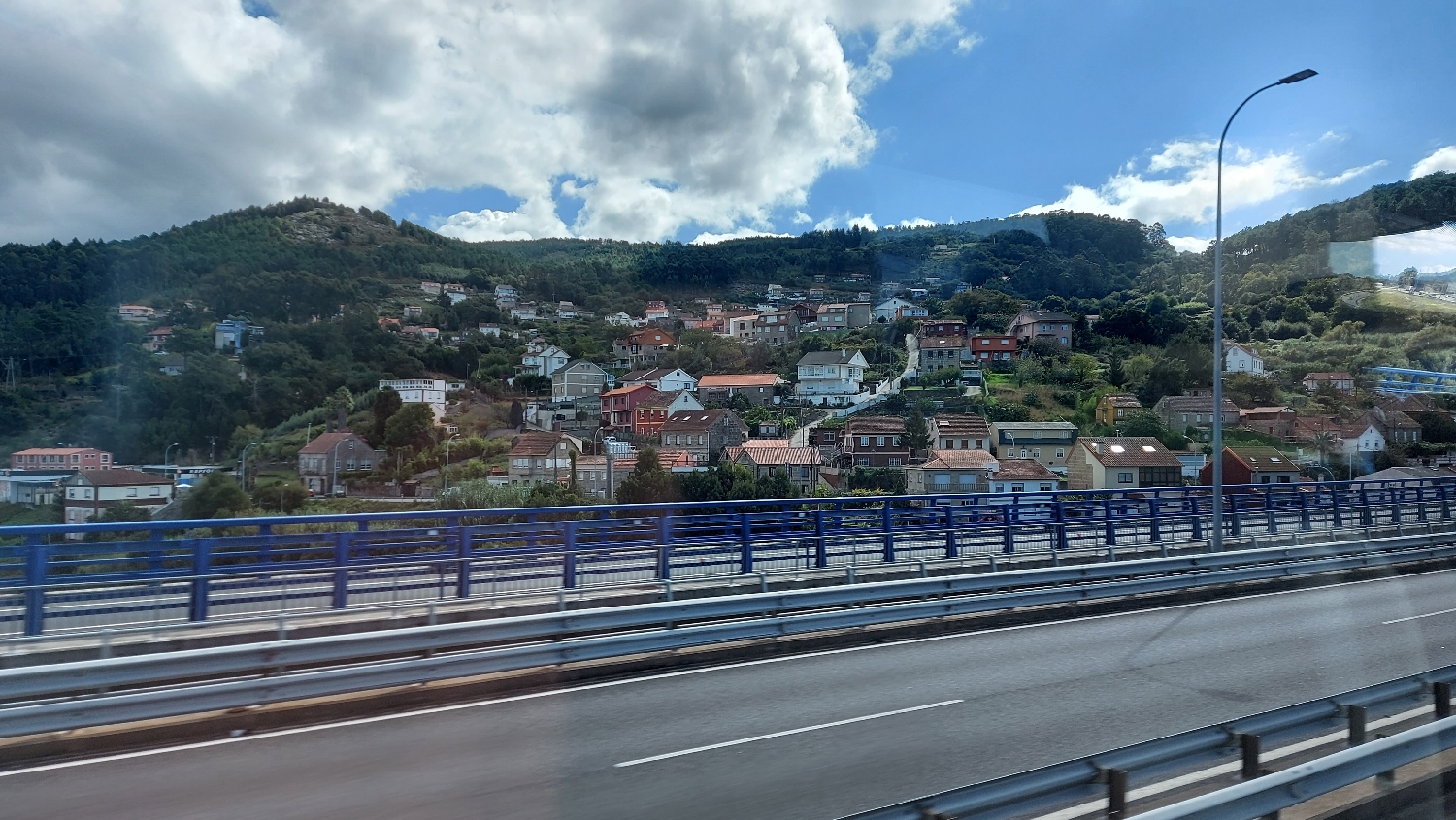 El Camino, Vigo a buszról fotózva