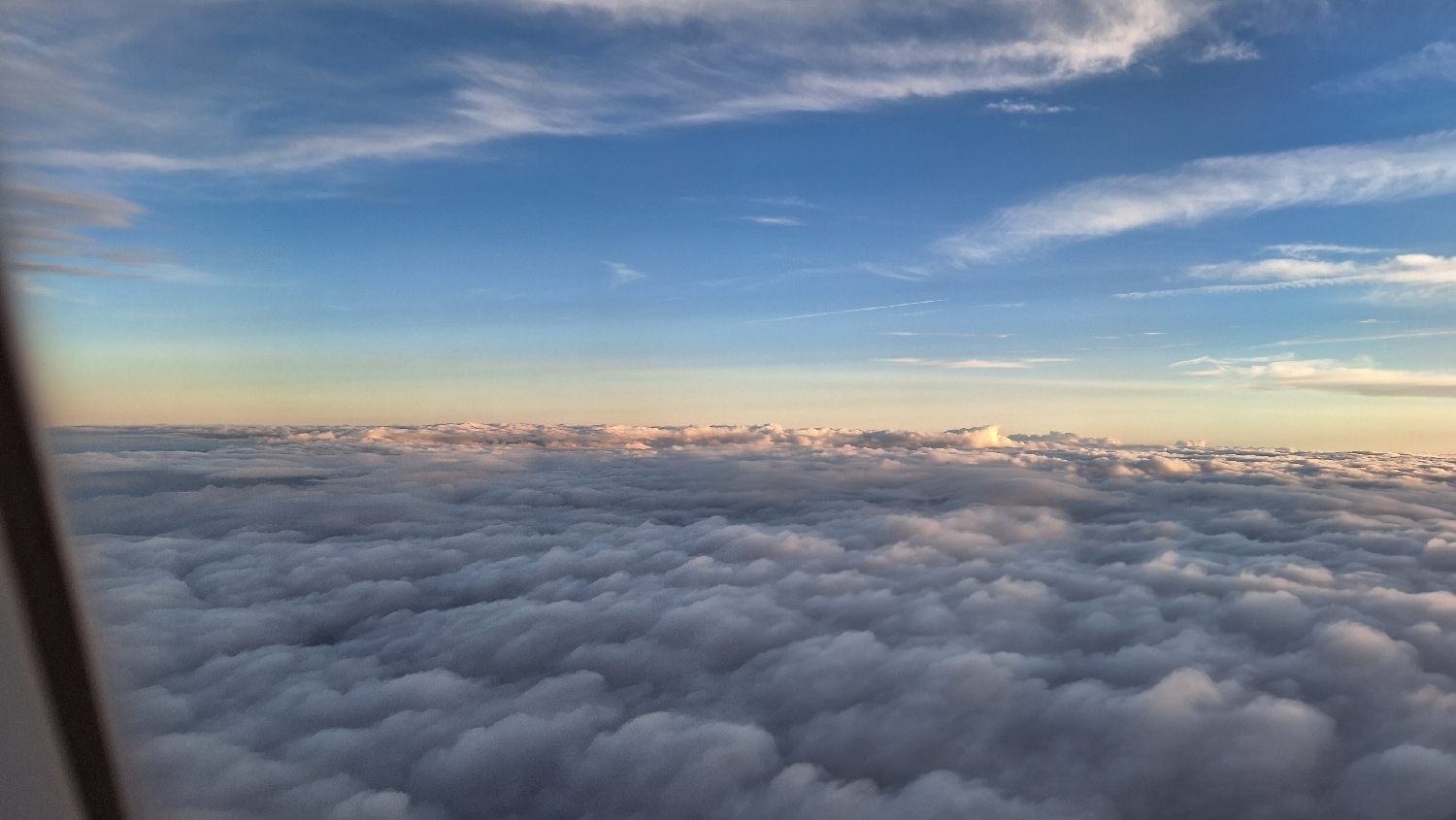 Camino Aragonés, felhők felett a repülőről