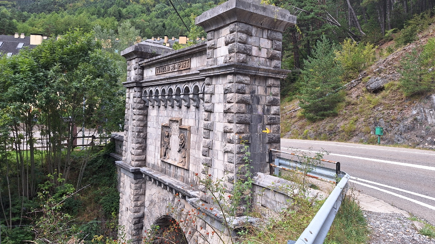 El Camino Aragonés, Canfranc Estación