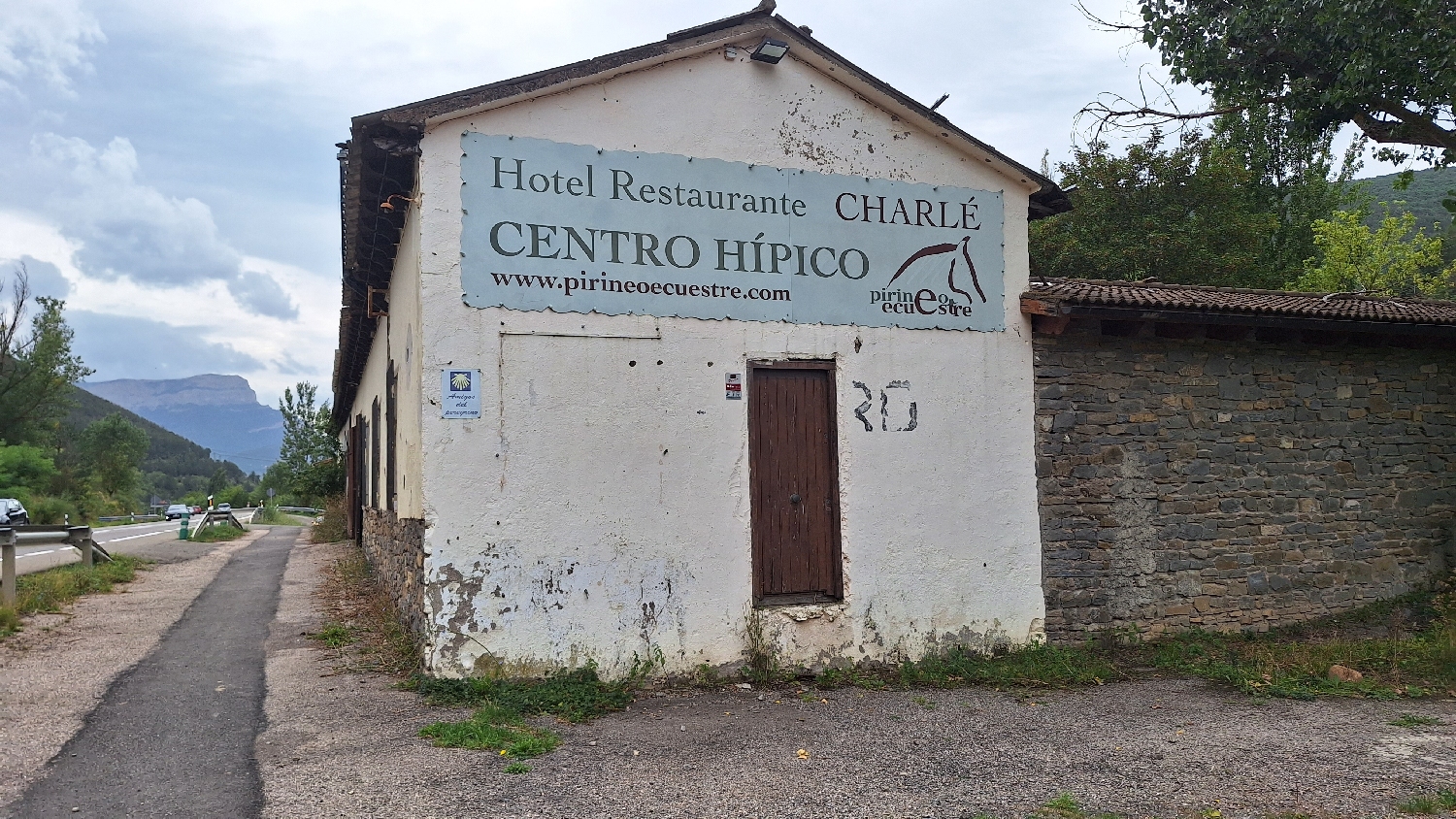 El Camino, Aragon út, a Centro Hípico, ami nem hippi centrum