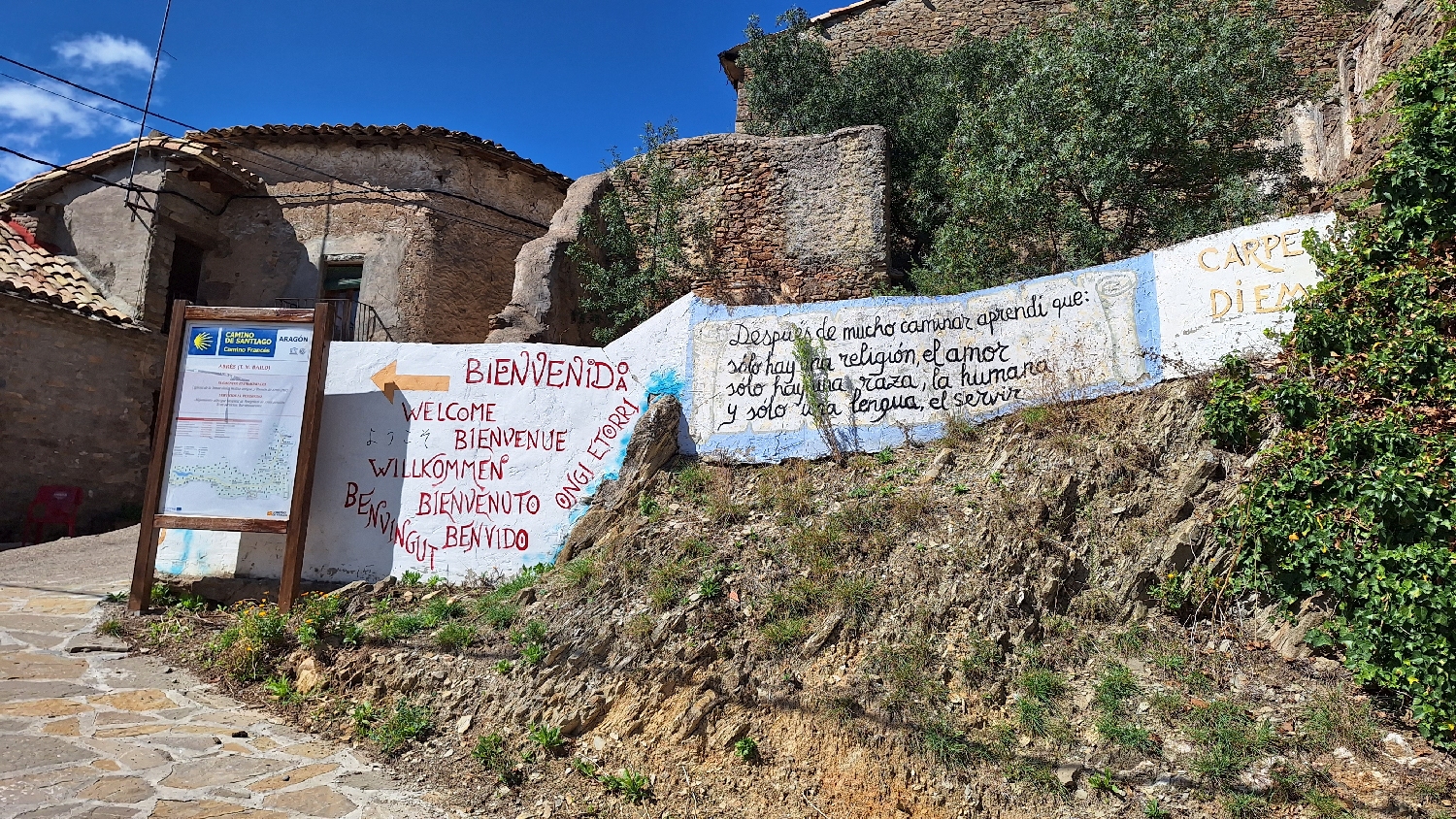 El Camino, Aragon Út, Arrés, üdvözlő feliratok