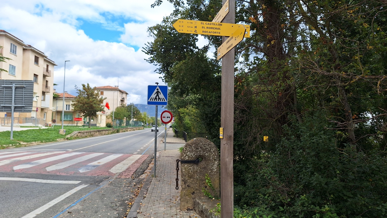 El Camino, Aragon út, Sangüesa határában az útjelző táblák