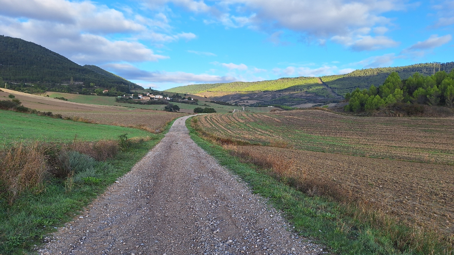 El Camino, Aragon út, szép táj, földúttal