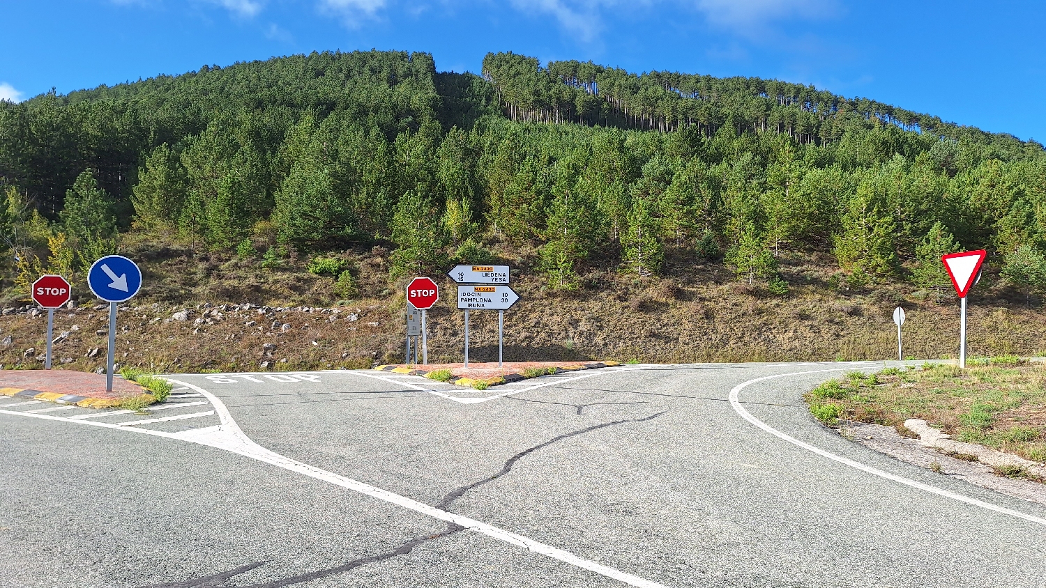 El Camino, Aragon út, útelágazás, itt jobbra kell menni