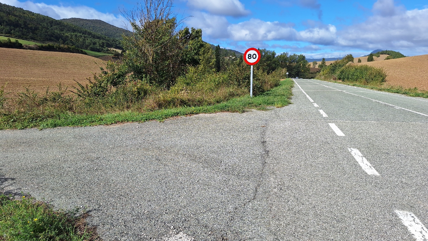 El Camino, Aragon út, a 80-as tábla előtt balra kell fordulni