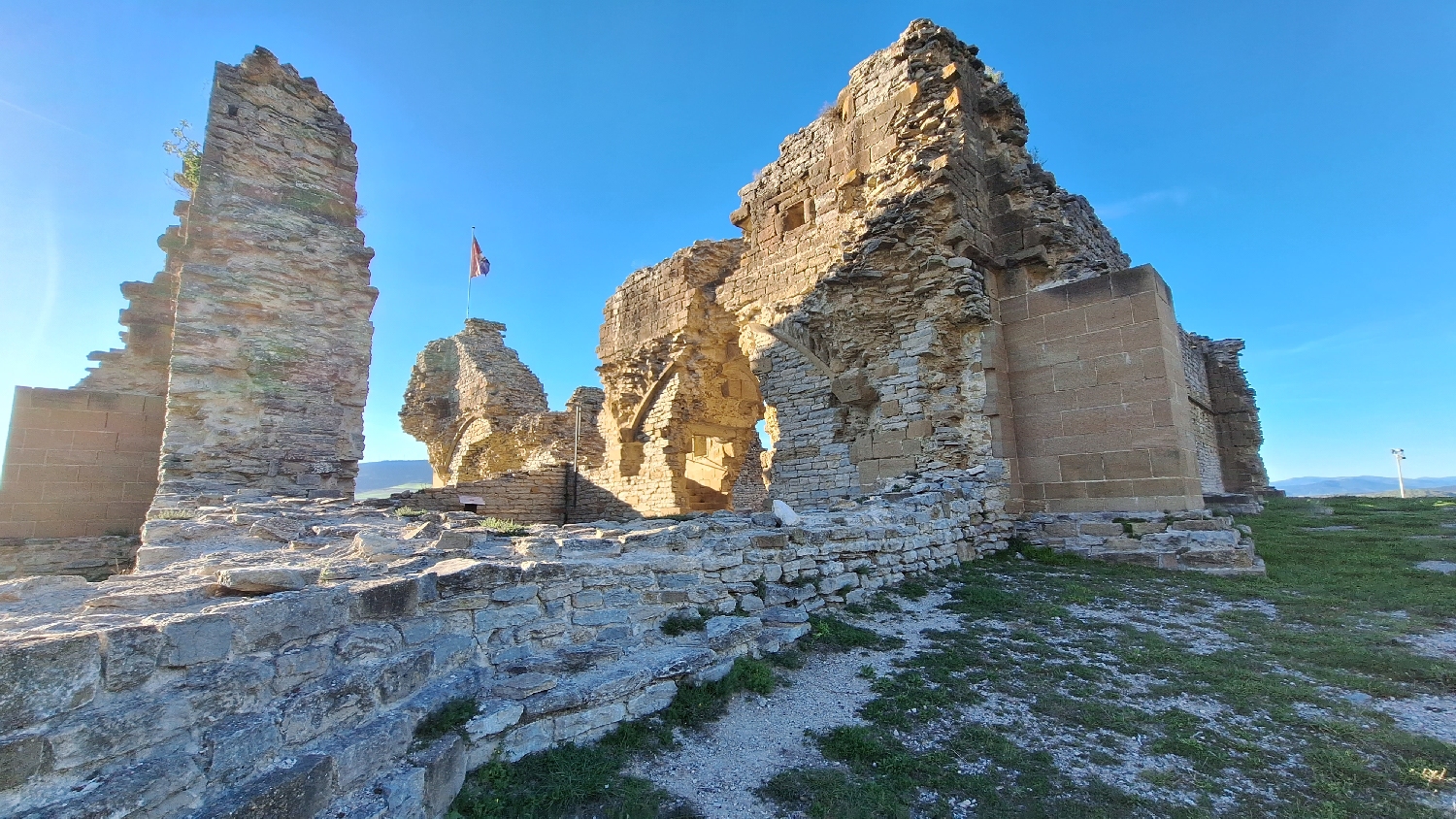 El Camino, Aragon út, Tiebas, várrom