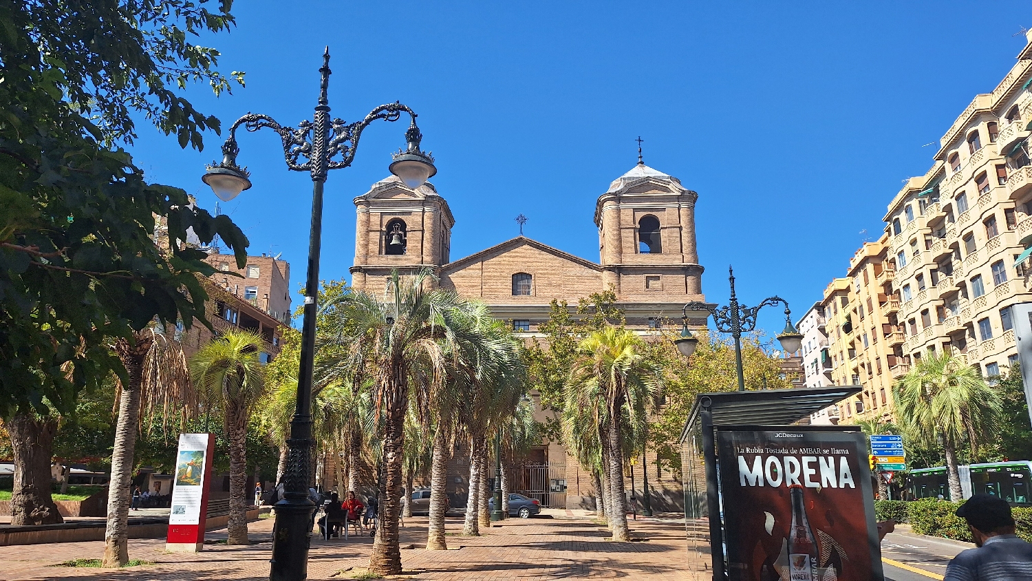 El Camino, Aragon út, Zaragoza, a Boldogasszony templom és a pálmafák
