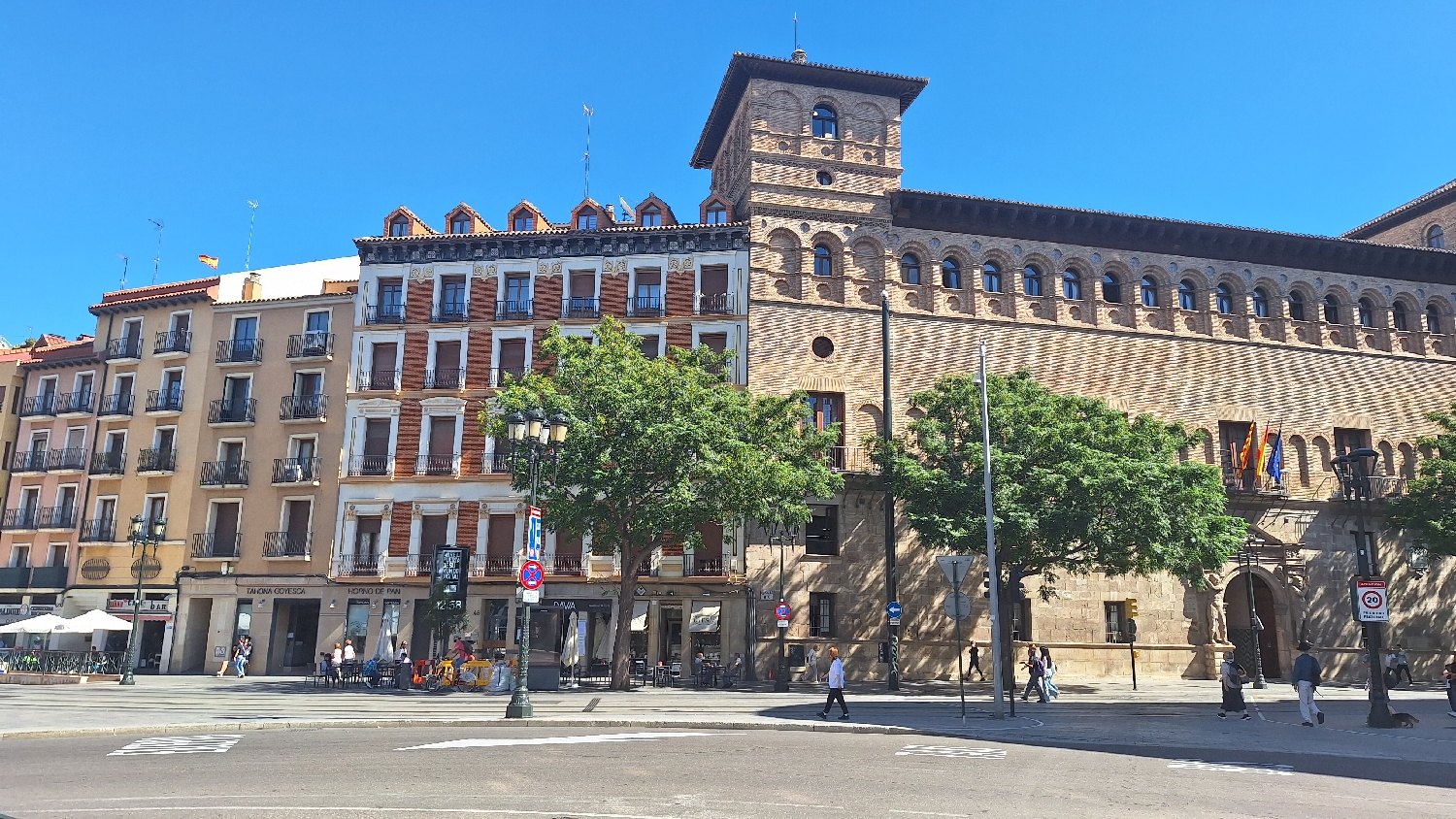 El Camino, Aragon út, Zaragoza, a legfelsőbb bíróság épülete