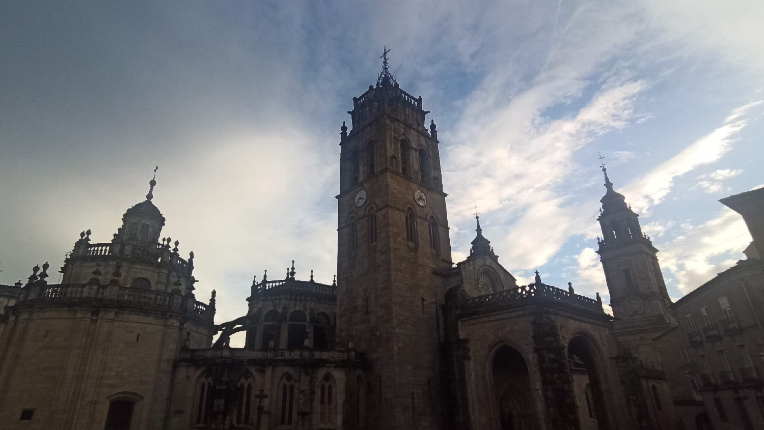 El Camino Primitivo, Lugo, katedrális
