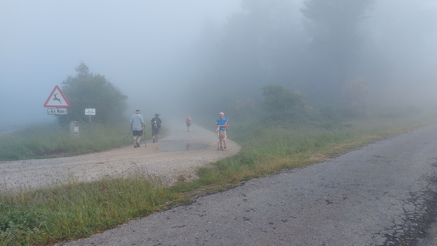 El Camino Primitivo, sokáig sűrű ködben gyalogoltunk