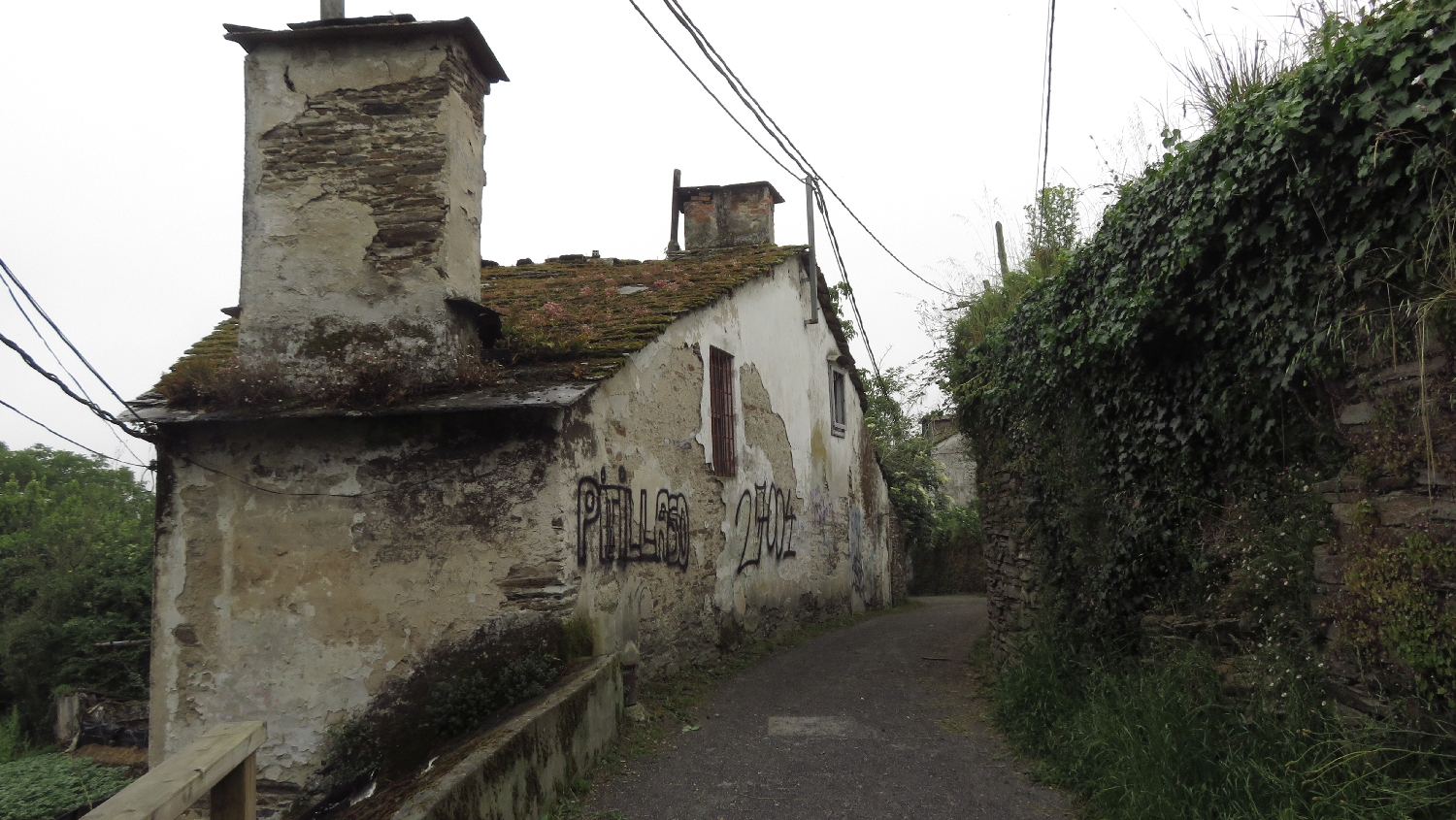 El Camino Primitivo, Lugo, a nem túl bizalomgerjesztő szűk utca