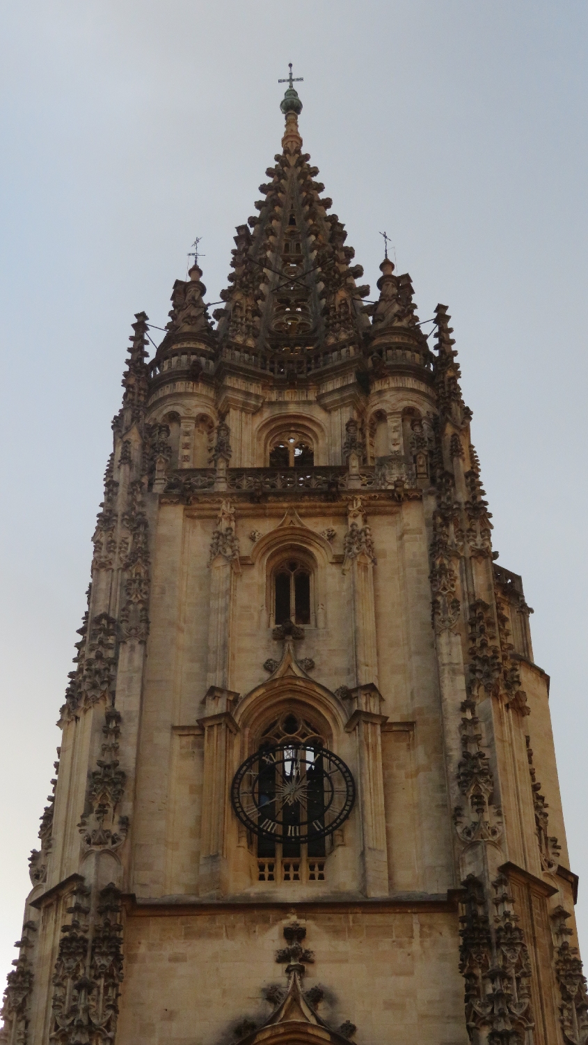 Camino Primitivo, Oviedo, a katedrális