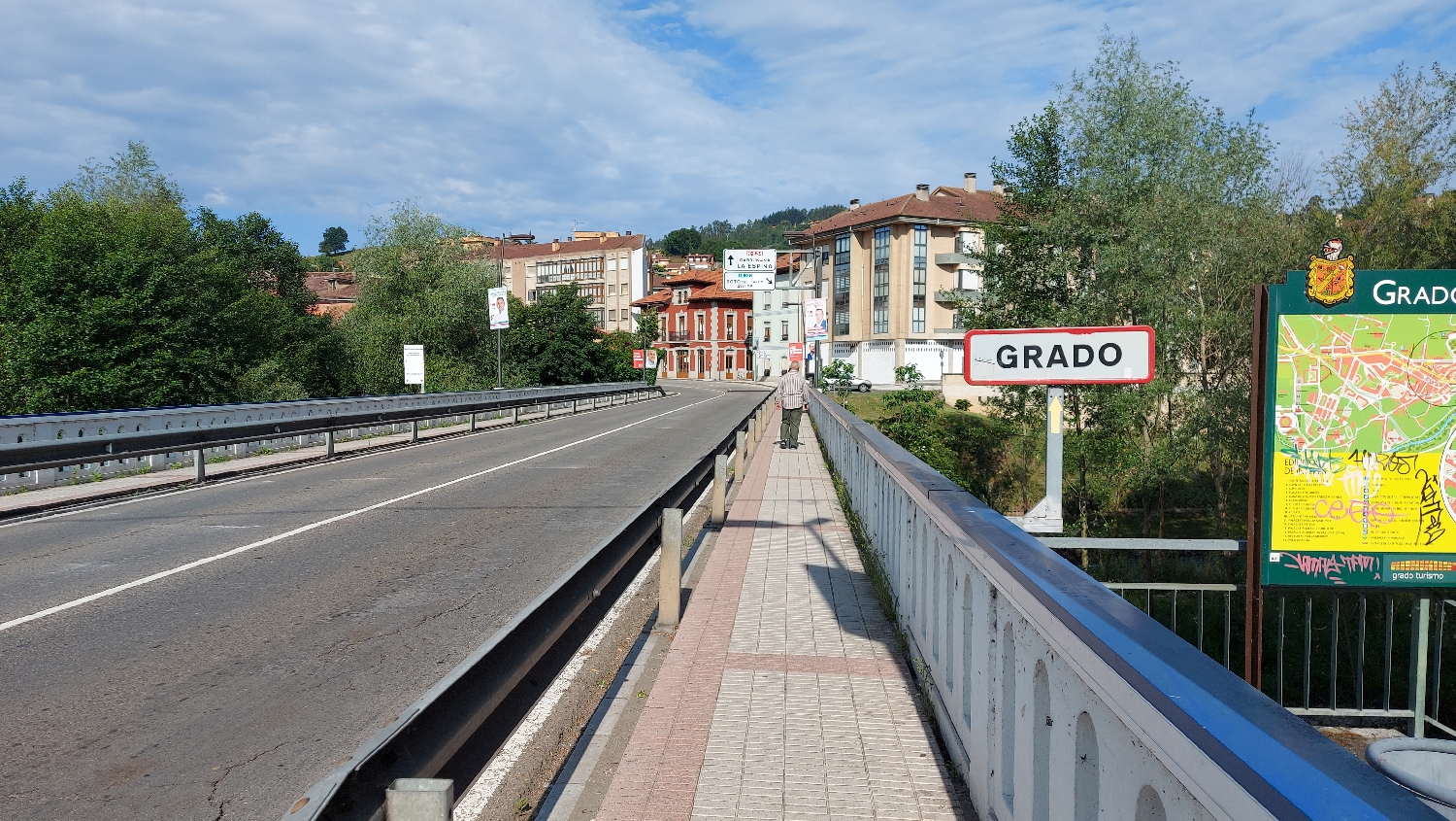 Camino Primitivo, Grado, a Cubia folyó feletti hídon megyünk tovább a városközpont felé