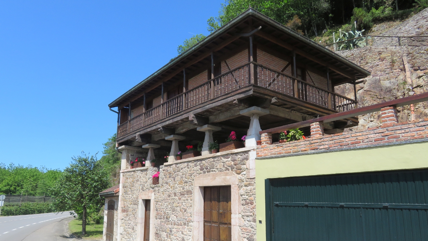 Camino Primitivo, magtároló lakhatóvá alakítva