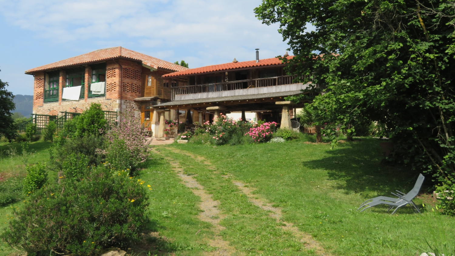 Camino Primitivo, Casazorrina, albergue és bár