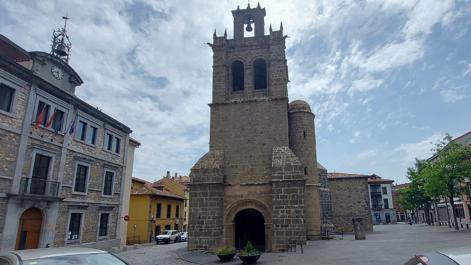 Camino Primitivo, Salas, templom