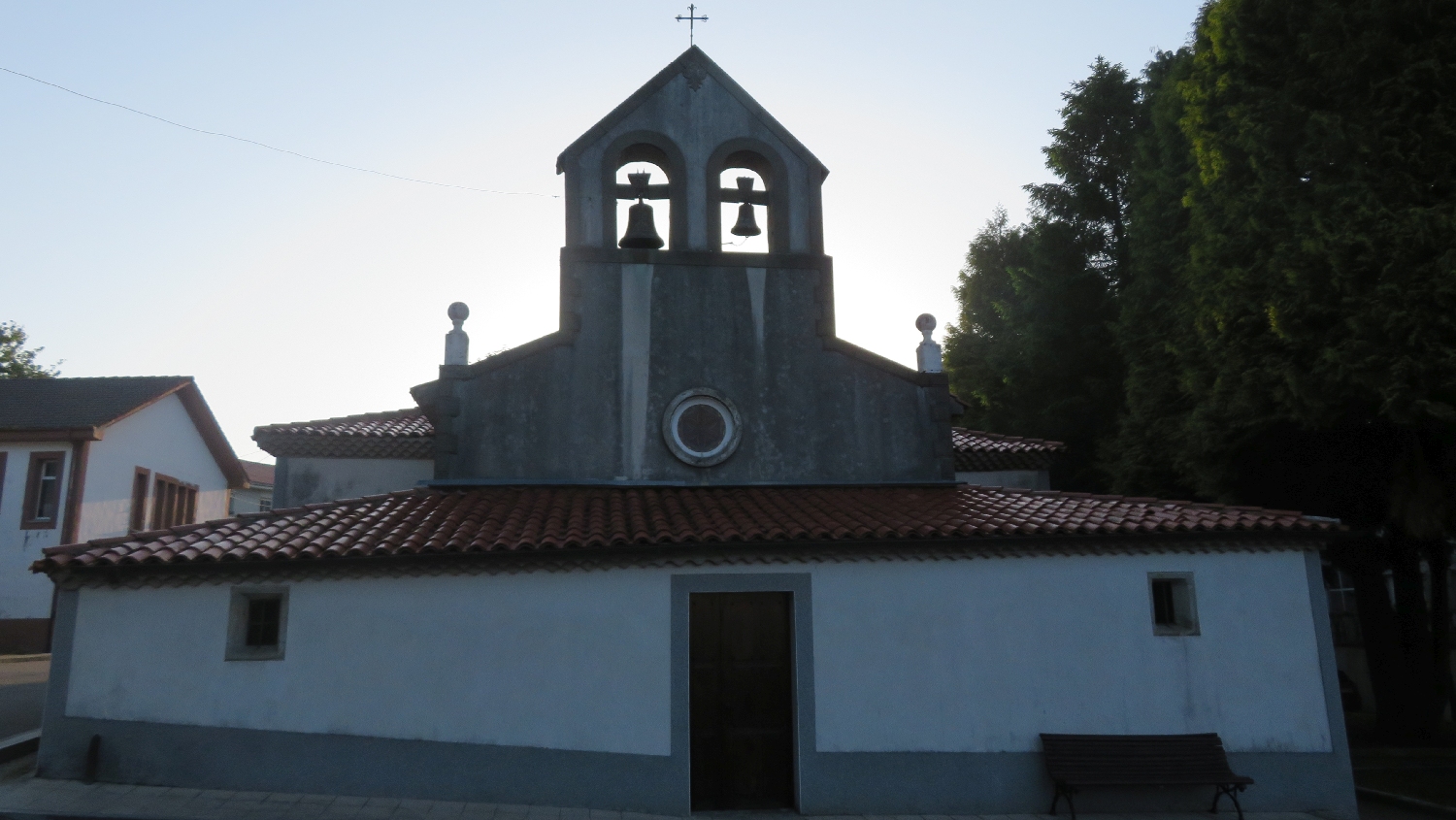 El Camino Primitivo, La Espina, San Vicente templom