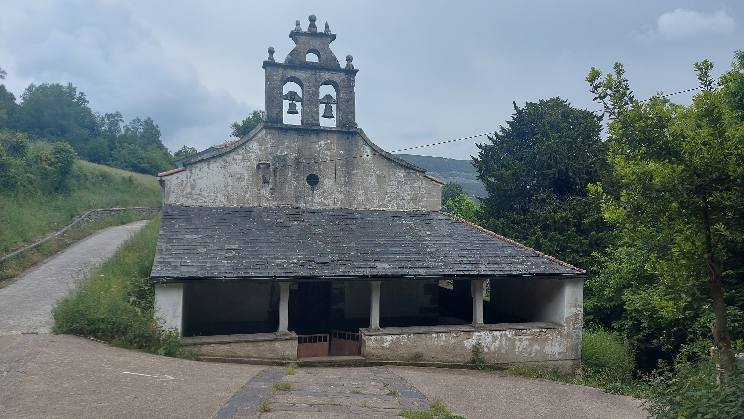 El Camino Primitivo, Lago, a XVIII. századi templom