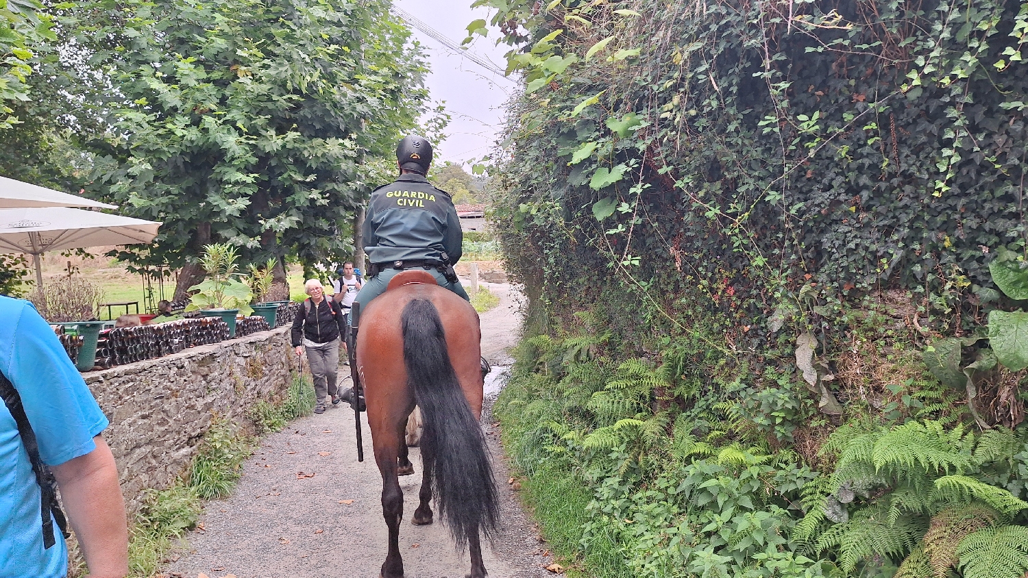 Camino Norte / Camino Francés, a Guardia Civil lovasrendőre