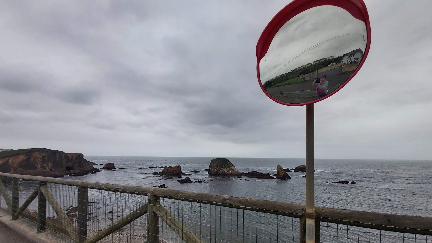 Camino del Norte, a domború szelfi-tükör