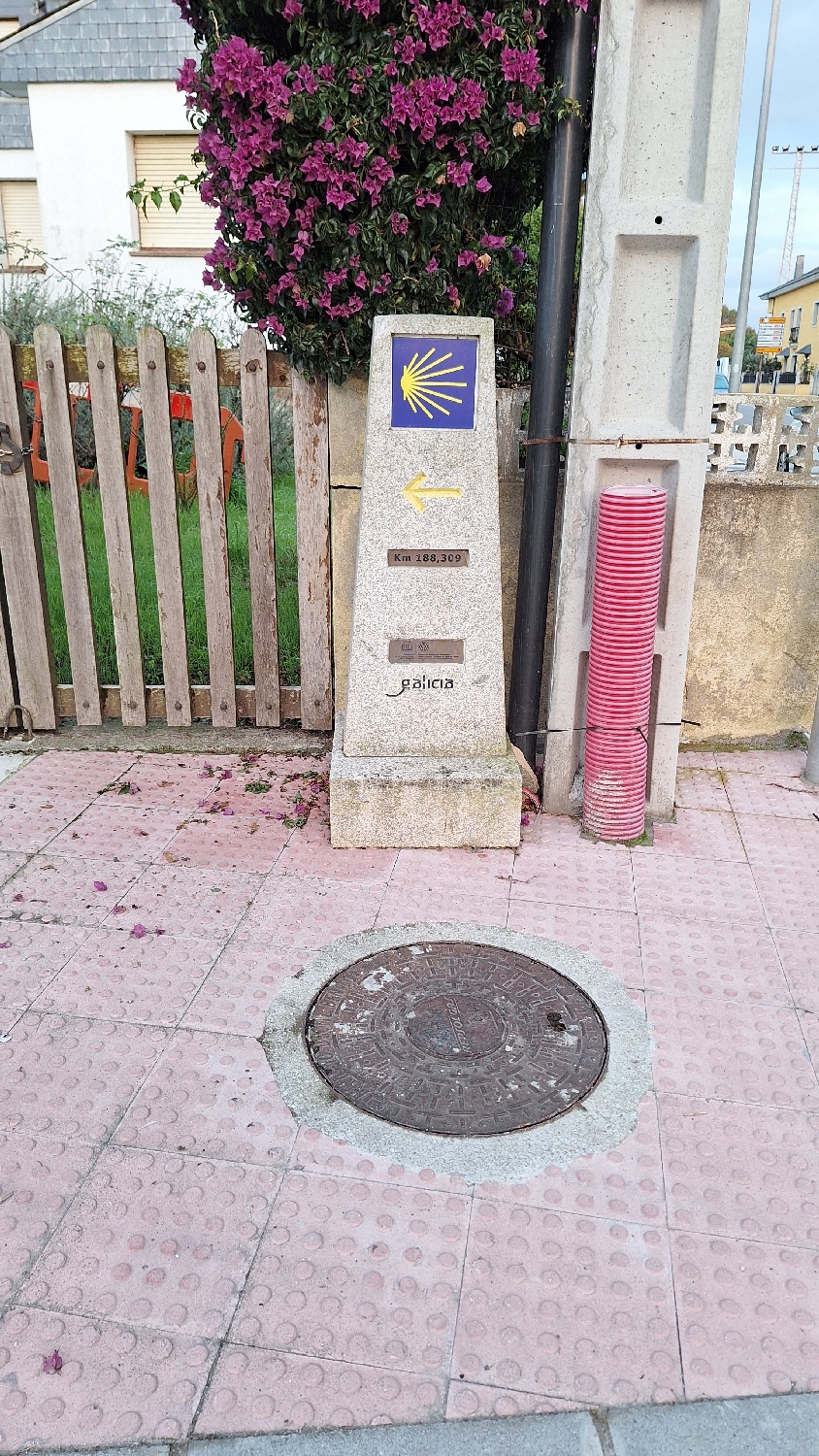 Camino del Norte, Ribadeo, útjelző kő