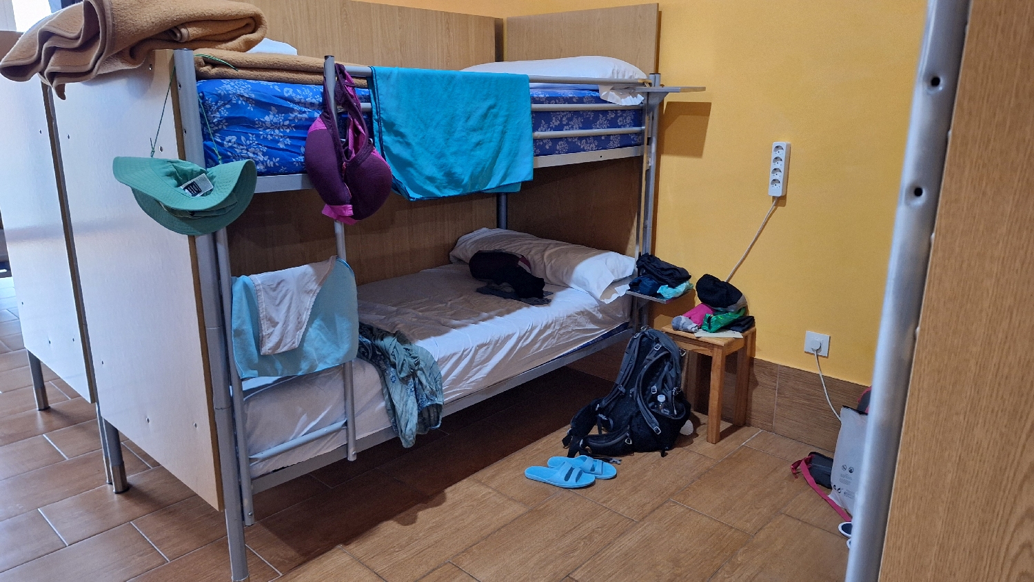 Camino del Norte, Sobrado dos Monxes, Albergue Lecer