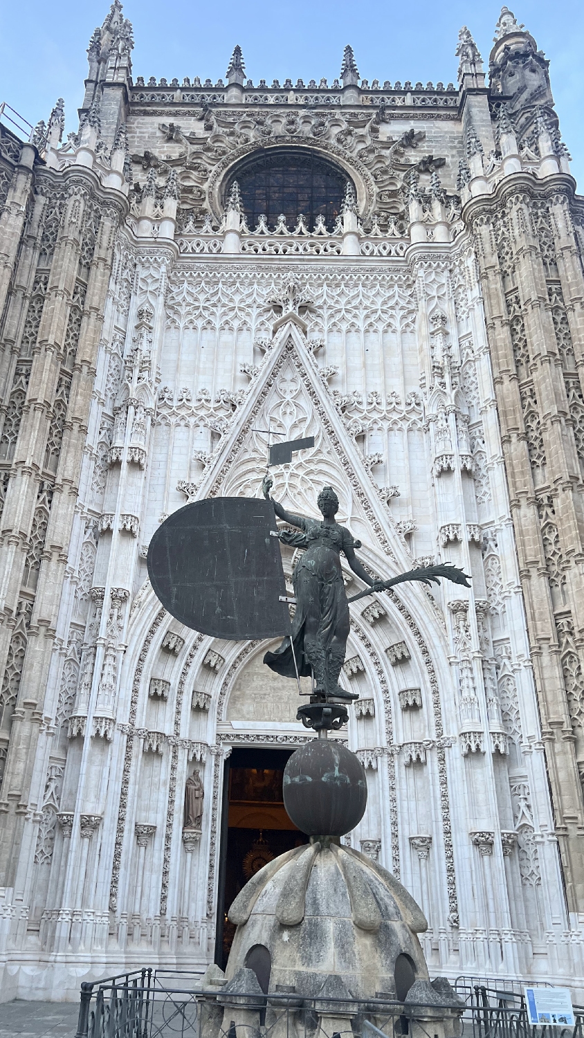 Vía de la Plata, Sevilla, katedrális