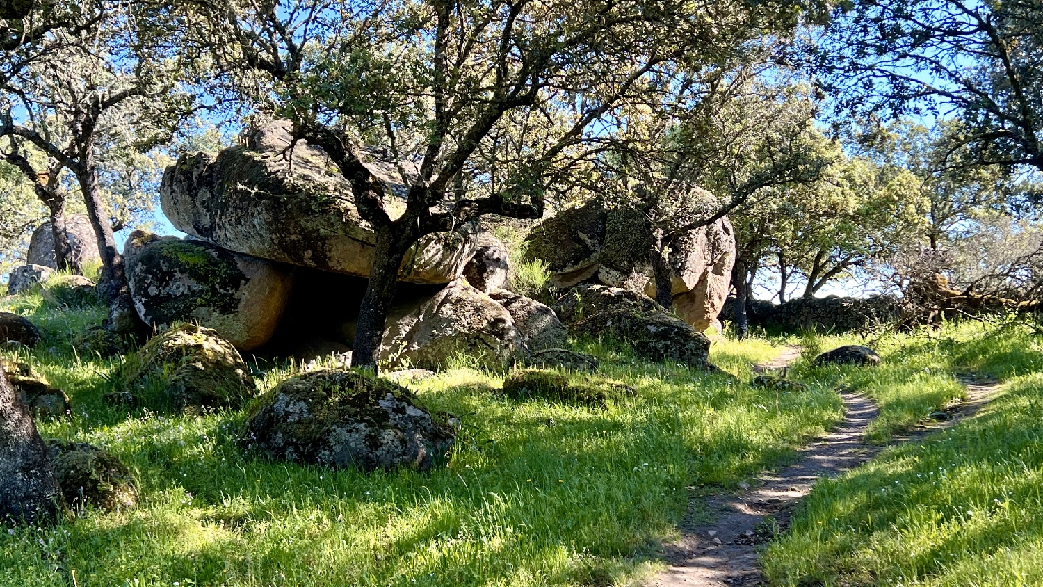 Vía de la Plata, szikla bunker